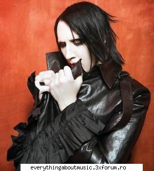 manson (marilyn manson) e pref meu :x:x kanta sooper tare :x my favorite