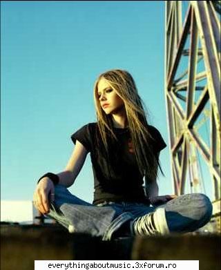 n-a mers sa pun poza :( avril lavigne