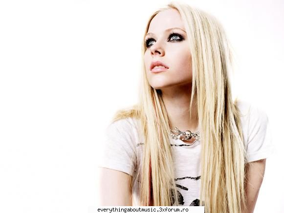 super poze  :nod: 
sa mai pun si eu  :d una  :rotfl: avril lavigne