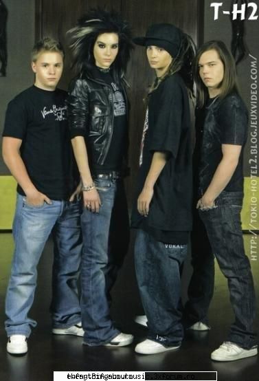 inca cateva poze...
 
 
  tokio hotel