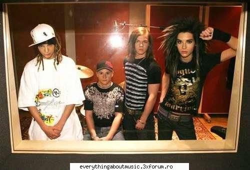 :rotfl:  sail umplem ca ne inmultim noi si atunci sa vedeti  :rotfl: ce pot sa spun,tokio hotel e